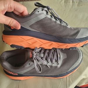 Hoka Challenger ATR 6 size 8